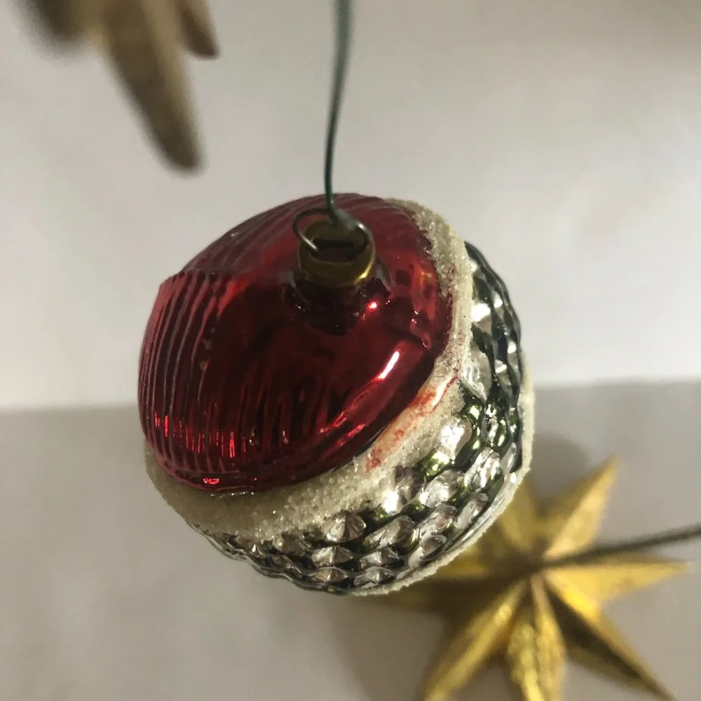 N/A christmas ornament